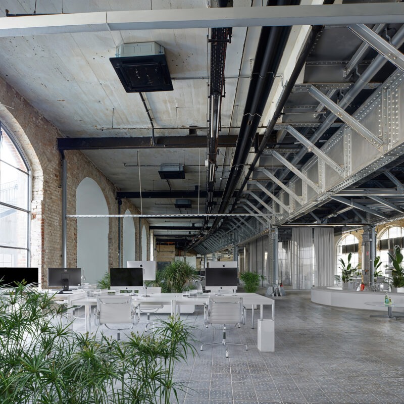 2024 _Julian Breinersdorfer_EA_Postbahnhof Berlin 02